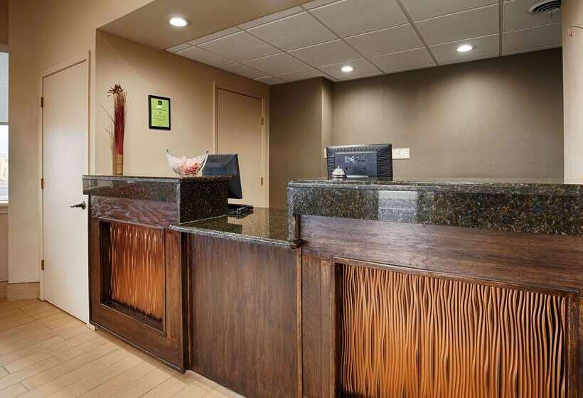 בית מלון כפרי Best Western Red Carpet Inn Hereford