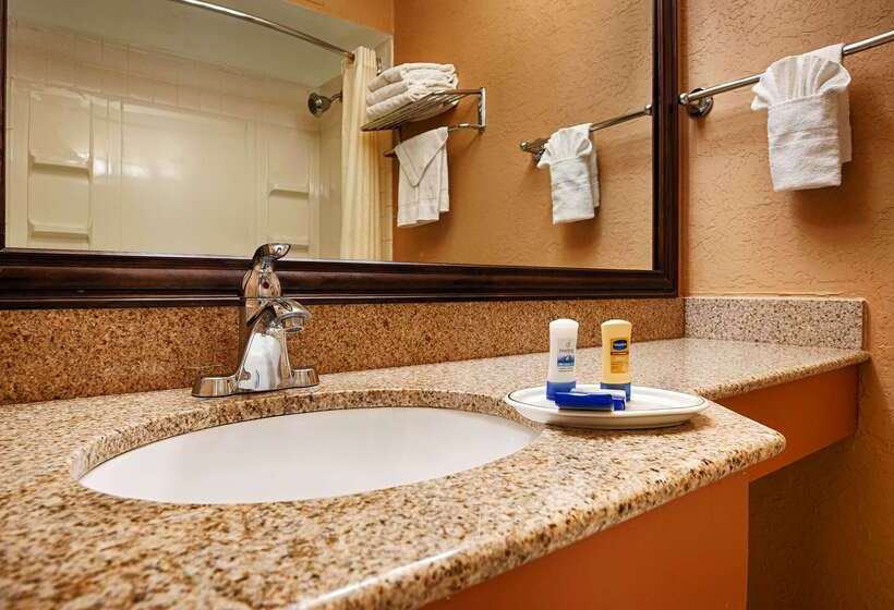 בית מלון כפרי Best Western Red Carpet Inn Hereford