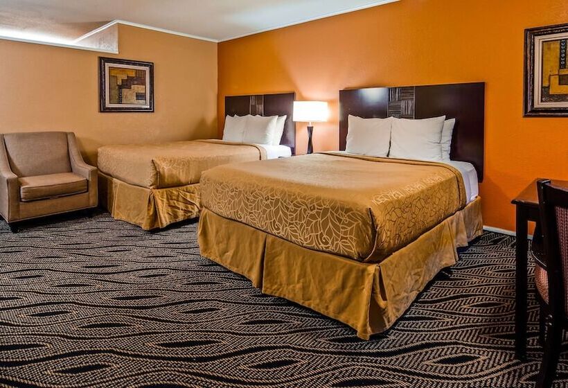 בית מלון כפרי Best Western Red Carpet Inn Hereford