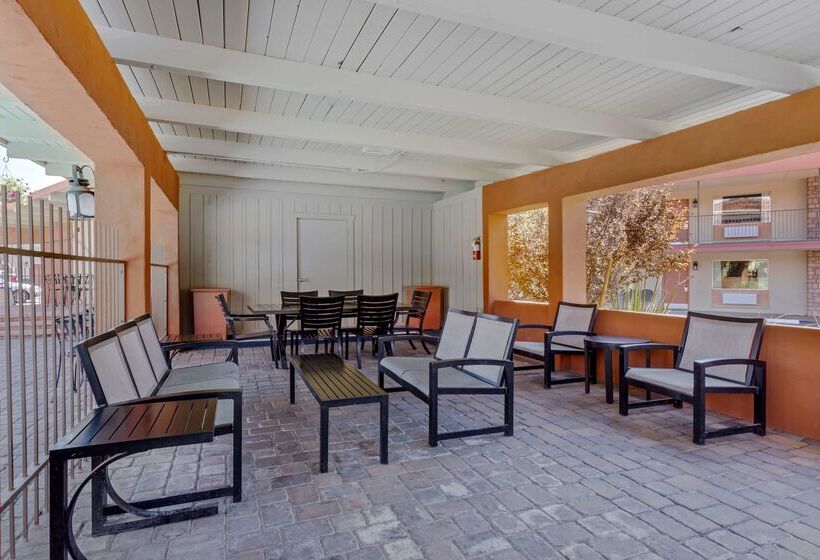 ホテル Best Western Red Hills