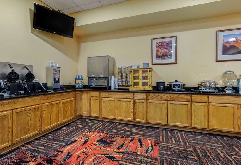 ホテル Best Western Red Hills