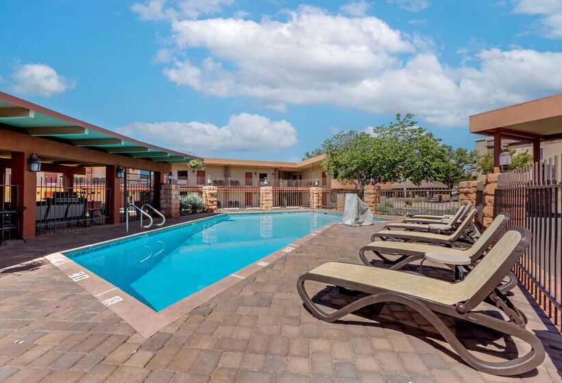 هتل Best Western Red Hills