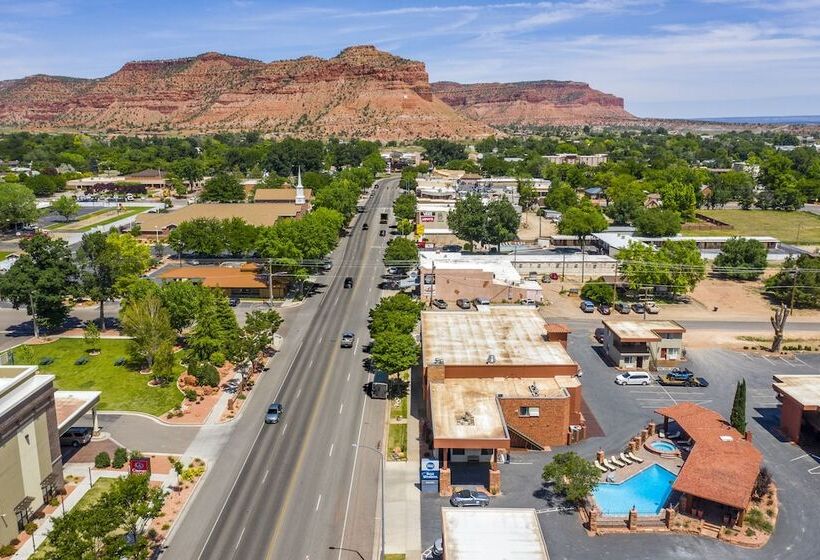 ホテル Best Western Red Hills