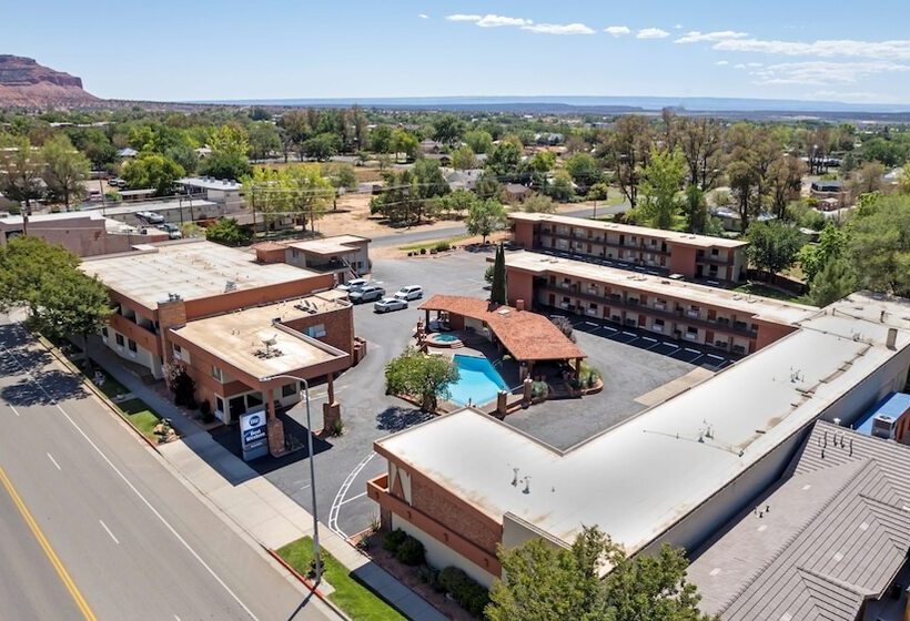 ホテル Best Western Red Hills