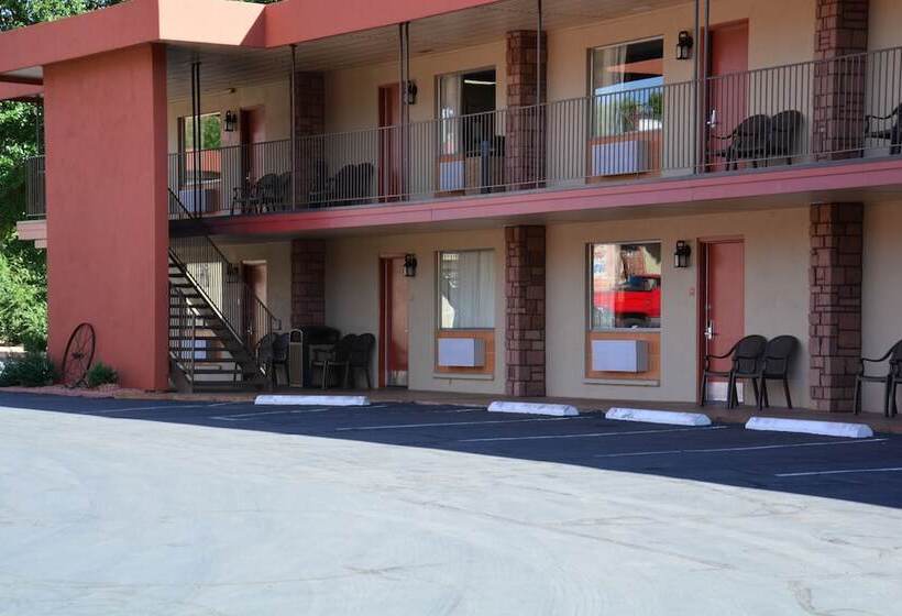 ホテル Best Western Red Hills