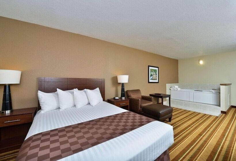 Отель Rock Island Inn & Suites Marshalltown