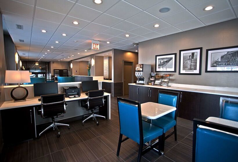 هتل Best Western Chicago Downtown River North