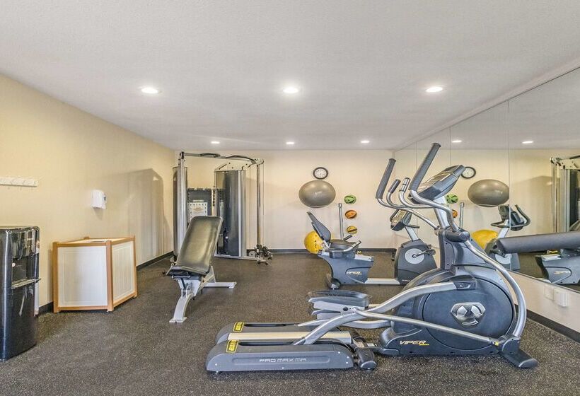 Отель Best Western Roseville Inn