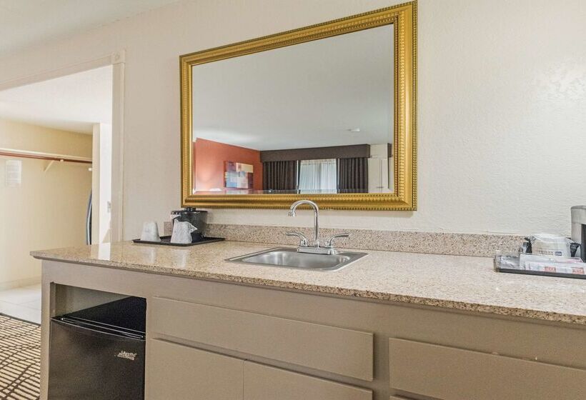 Отель Best Western Roseville Inn