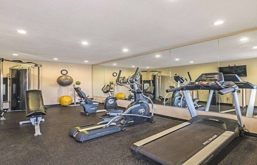 Отель Best Western Roseville Inn