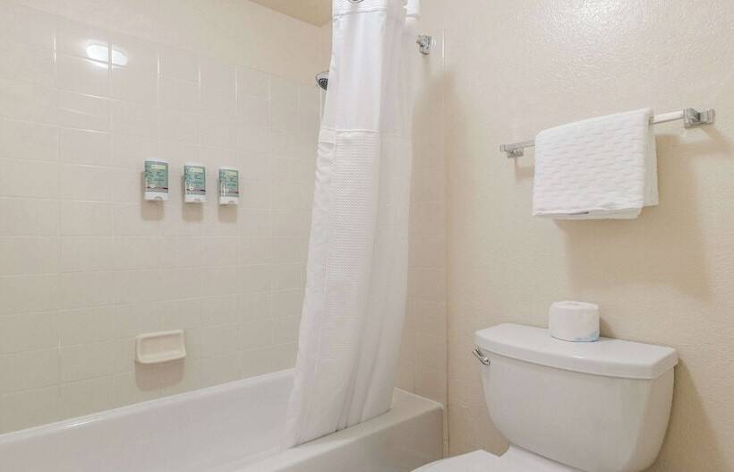 Отель Best Western Roseville Inn