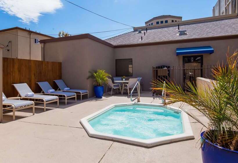 فندق Best Western Royal Palace Inn & Suites