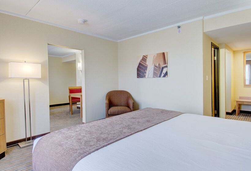 Best Western Royal Plaza Hotel And Trade Center