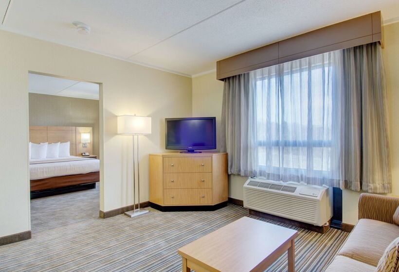 Best Western Royal Plaza Hotel And Trade Center