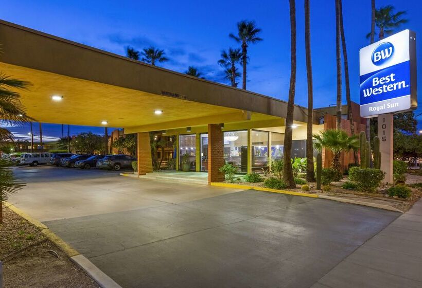 هتل Best Western Royal Sun Inn & Suites