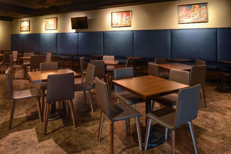 هتل Best Western Royal Sun Inn & Suites