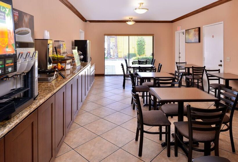 فندق Best Western Santee Lodge