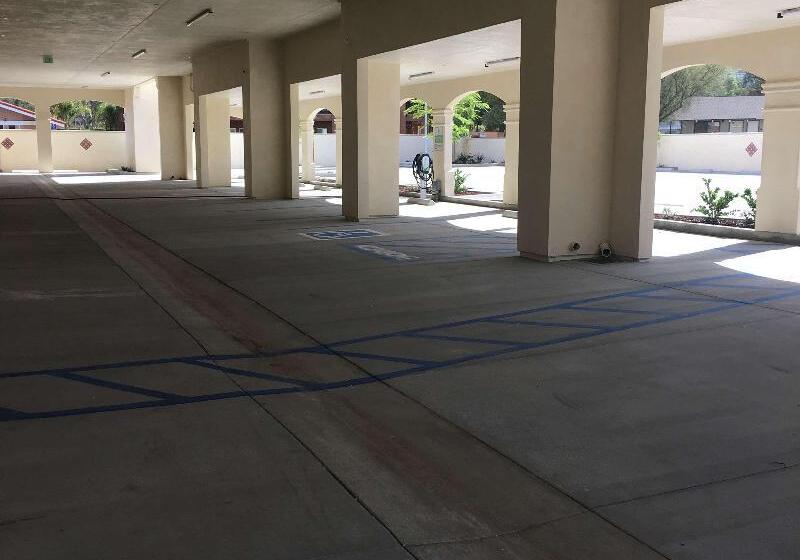 فندق Best Western Santee Lodge