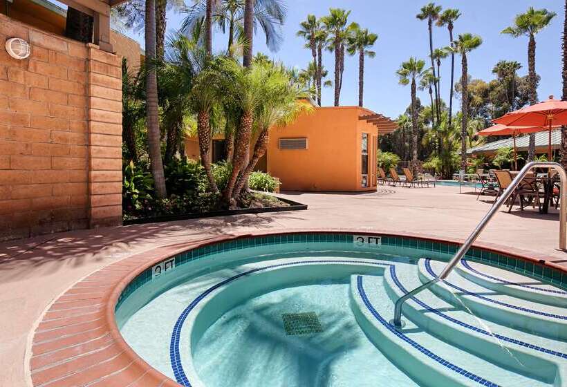 בית מלון כפרי Best Western Seven Seas