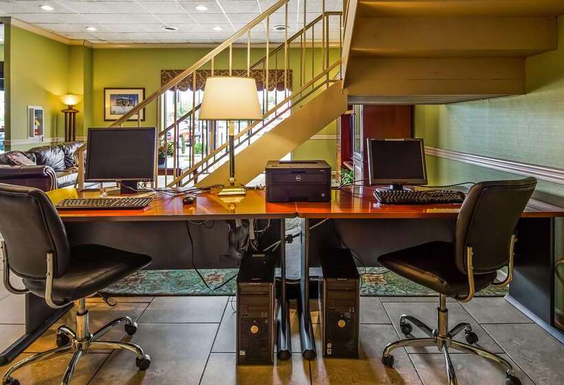 Отель Best Western Shepherdsville