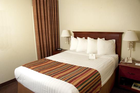 فندق Best Western Sherwood Inn