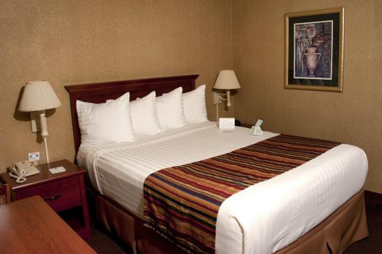 فندق Best Western Sherwood Inn