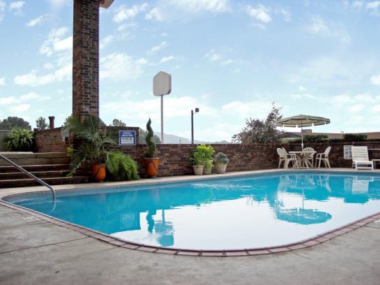 فندق Best Western Sherwood Inn