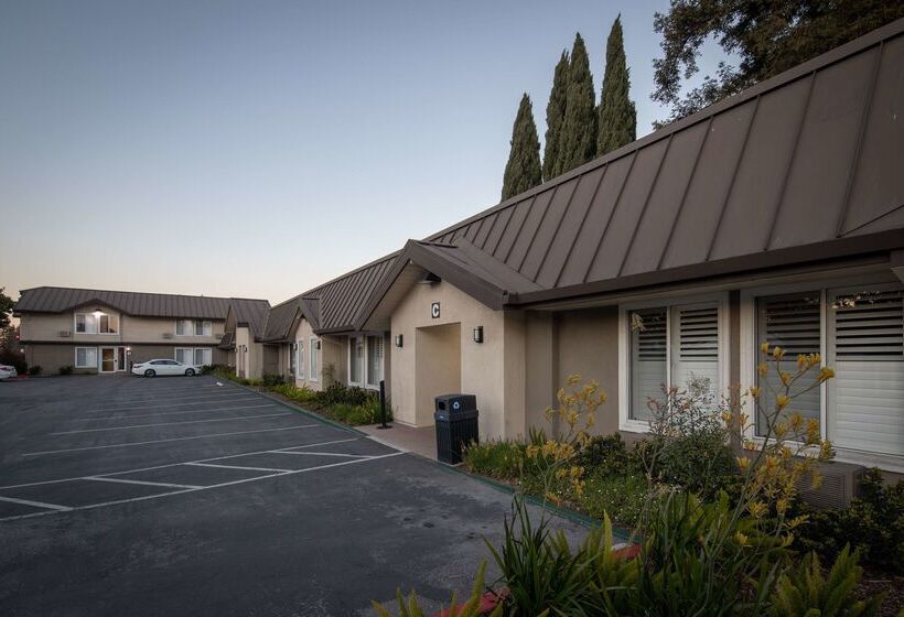 בית מלון כפרי Best Western Silicon Valley Inn