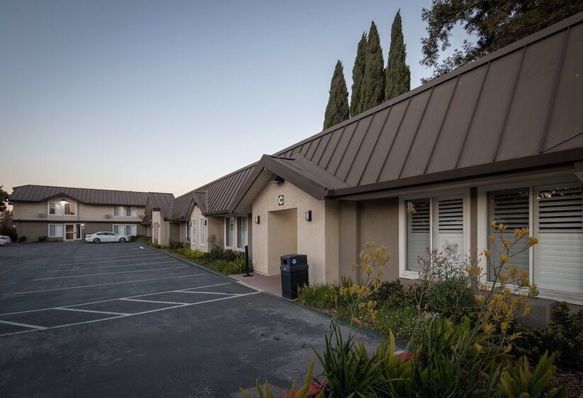 בית מלון כפרי Best Western Silicon Valley Inn