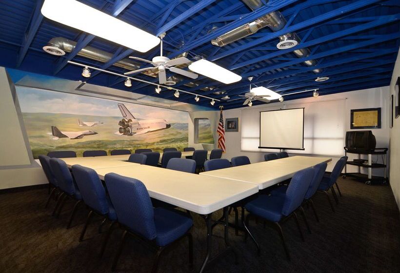 فندق Best Western Space Age Lodge