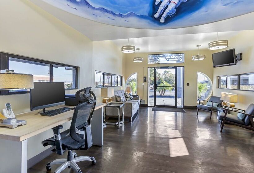 فندق Best Western Space Age Lodge