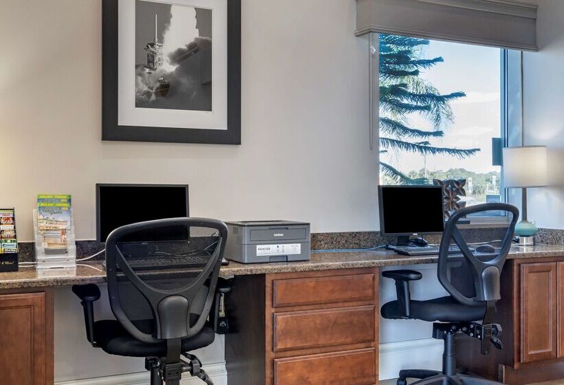 فندق Best Western Space Shuttle Inn