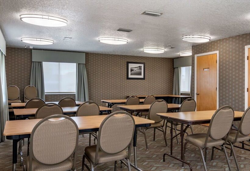 Отель Best Western Space Shuttle Inn