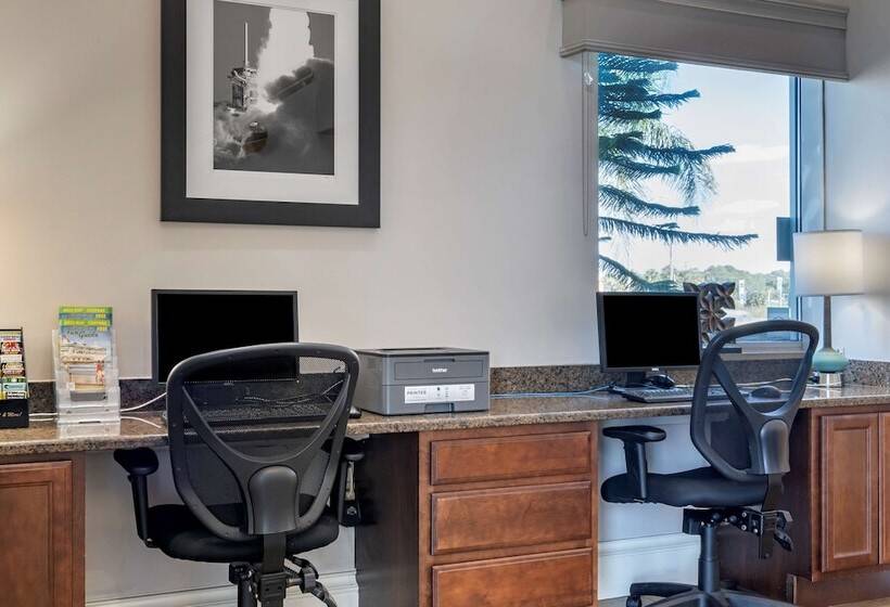 فندق Best Western Space Shuttle Inn