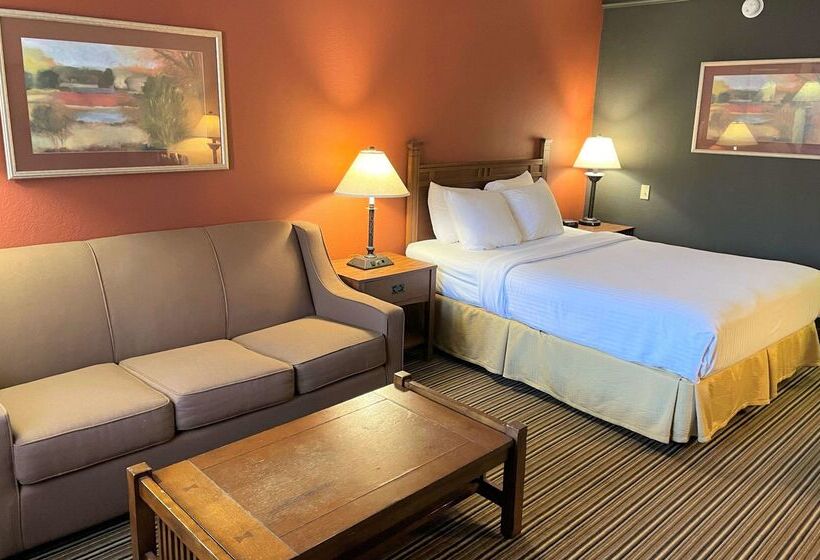 Crossroads Hotel And Event Center