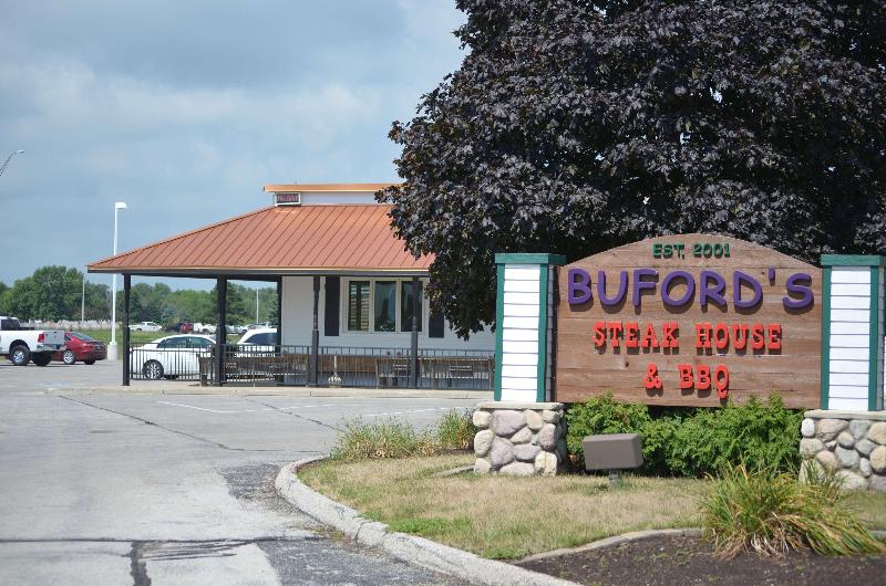 Crossroads Hotel And Event Center