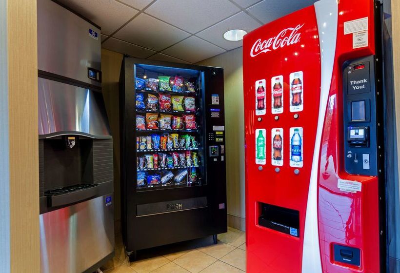 فندق Best Western Staunton Inn