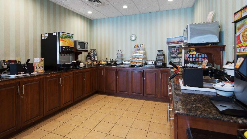 فندق Best Western Staunton Inn