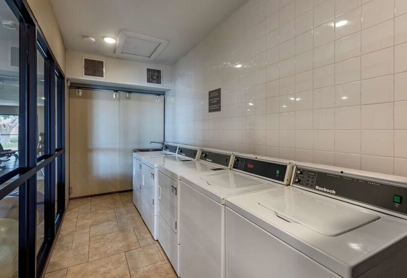 فندق Best Western Swiss Clock Inn