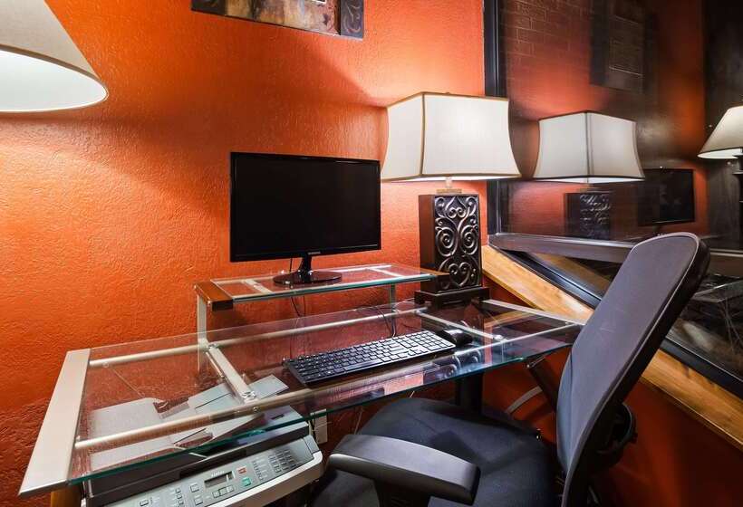 فندق Best Western Tower West Lodge