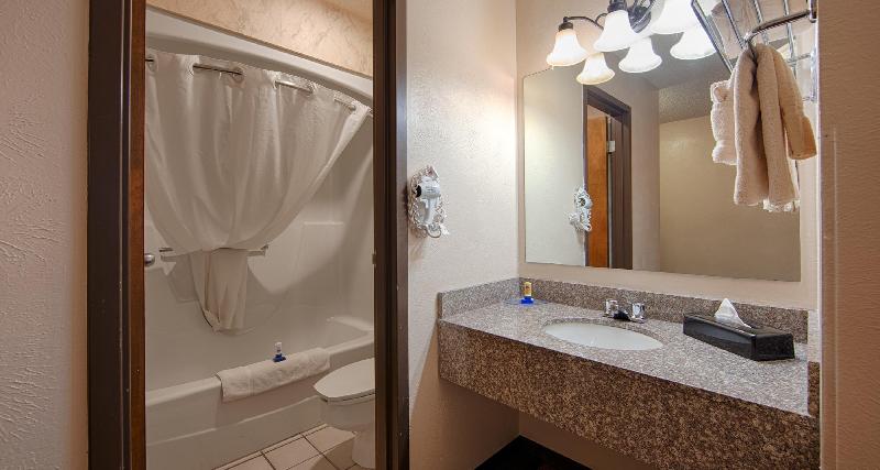 فندق Best Western Tower West Lodge