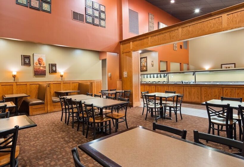 فندق Best Western Tower West Lodge