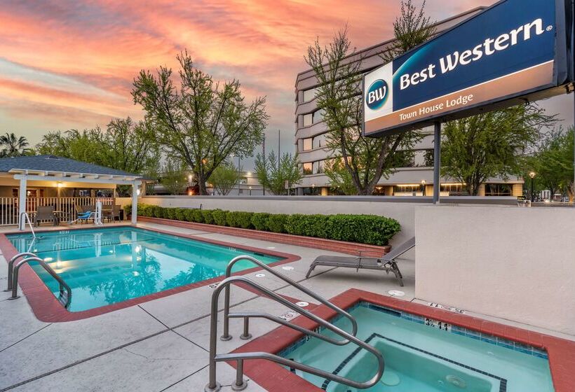 בית מלון כפרי Best Western Town House Lodge