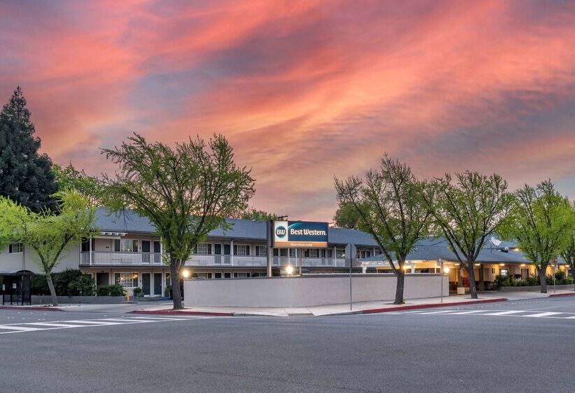 בית מלון כפרי Best Western Town House Lodge