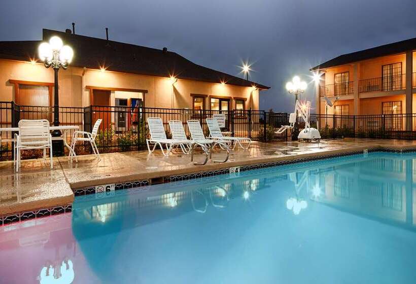 Отель Red Roof Inn & Suites Sulphur Springs