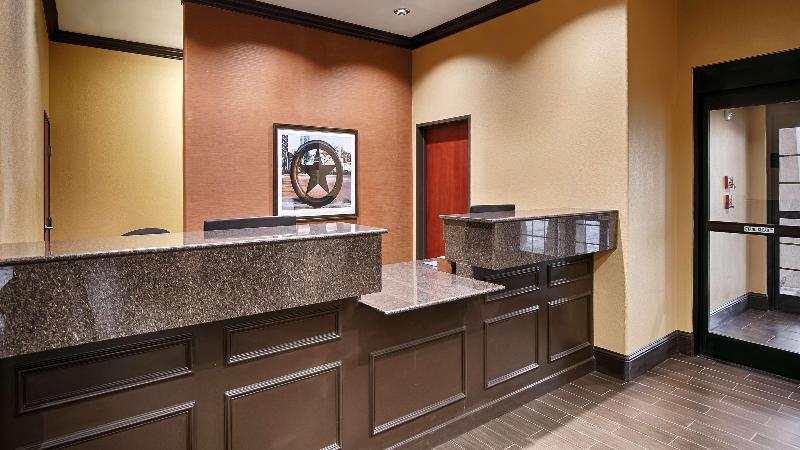 Отель Red Roof Inn & Suites Sulphur Springs