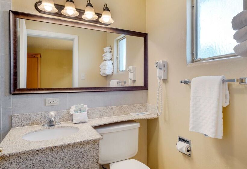 فندق Best Western Turquoise Inn & Suites