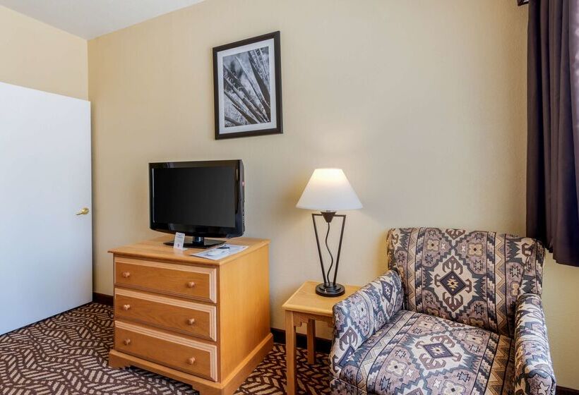 Отель Best Western Turquoise Inn & Suites