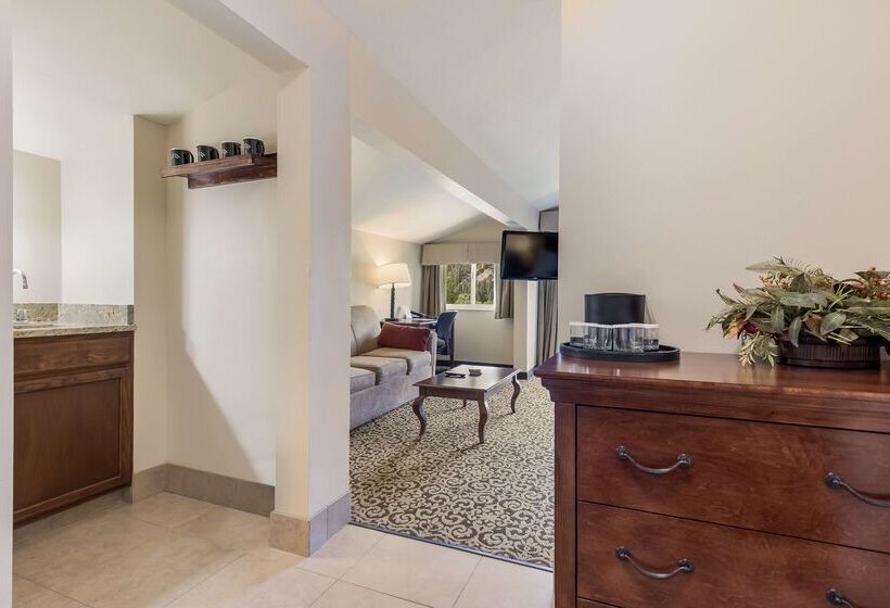 فندق Best Western Tyrolean Lodge