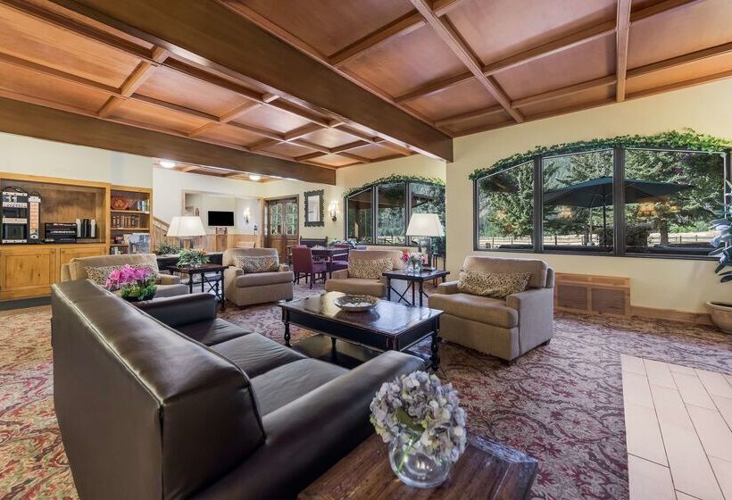 فندق Best Western Tyrolean Lodge